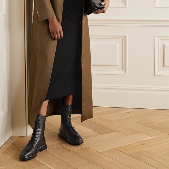 [SOLD] Stuart Weitzman Mckenzee Combat Boot US 6.5 - Picture 2 of 6